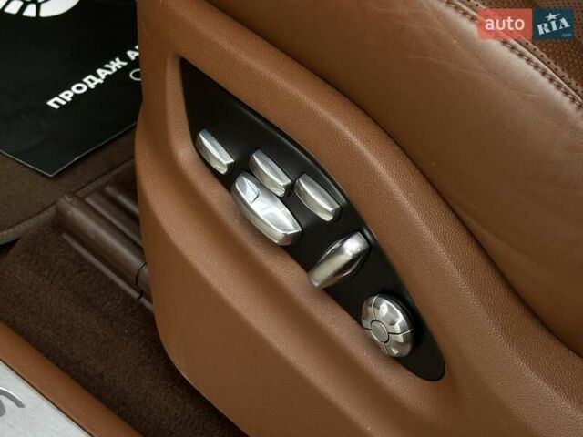 Серый Порше Каен, объемом двигателя 2.89 л и пробегом 67 тыс. км за 89900 $, фото 35 на Automoto.ua