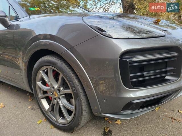 Серый Порше Каен, объемом двигателя 4 л и пробегом 72 тыс. км за 96500 $, фото 18 на Automoto.ua
