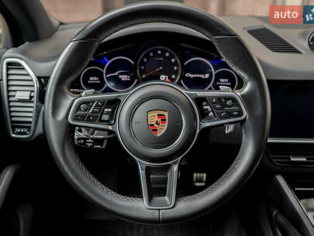 Сірий Порше Cayenne, об'ємом двигуна 2.89 л та пробігом 66 тис. км за 63000 $, фото 7 на Automoto.ua
