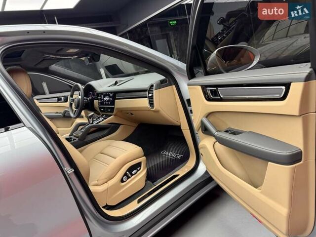 Сірий Порше Cayenne, об'ємом двигуна 4 л та пробігом 57 тис. км за 95900 $, фото 51 на Automoto.ua