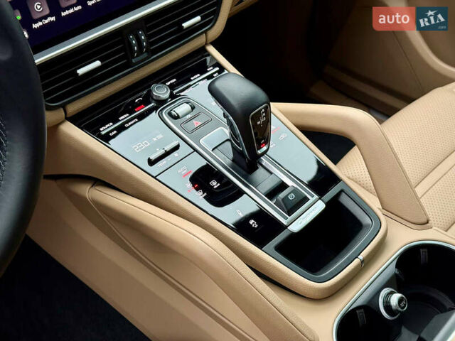 Сірий Порше Cayenne, об'ємом двигуна 3 л та пробігом 85 тис. км за 74500 $, фото 27 на Automoto.ua