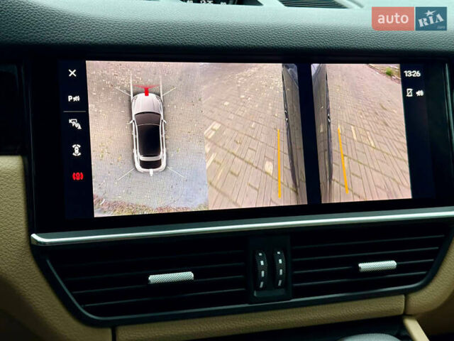 Сірий Порше Cayenne, об'ємом двигуна 3 л та пробігом 85 тис. км за 74500 $, фото 58 на Automoto.ua