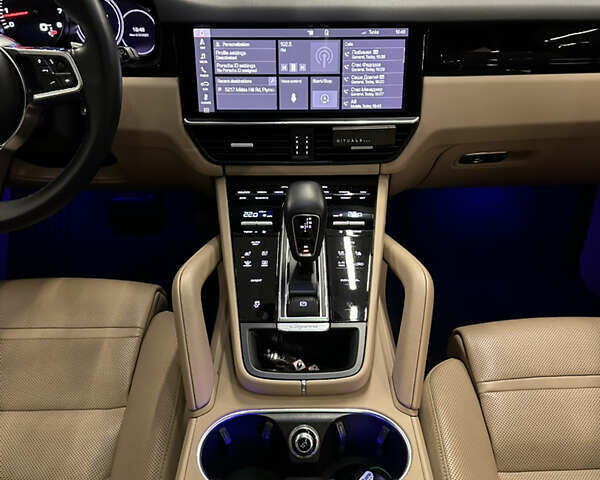 Сірий Порше Cayenne, об'ємом двигуна 3 л та пробігом 42 тис. км за 64999 $, фото 43 на Automoto.ua