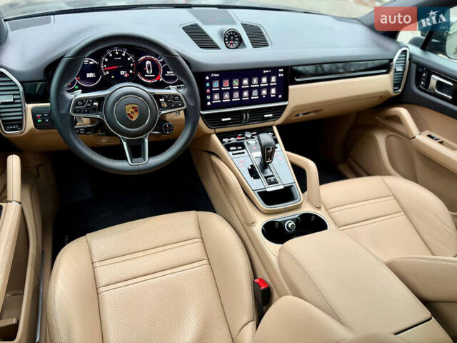 Сірий Порше Cayenne, об'ємом двигуна 3 л та пробігом 85 тис. км за 74500 $, фото 35 на Automoto.ua