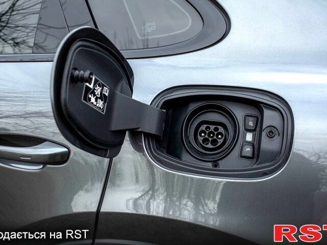 Сірий Порше Cayenne, об'ємом двигуна 3 л та пробігом 65 тис. км за 87000 $, фото 5 на Automoto.ua
