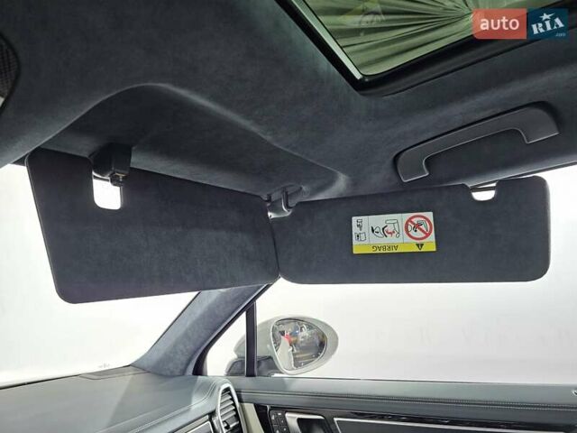 Сірий Порше Cayenne, об'ємом двигуна 4 л та пробігом 28 тис. км за 125000 $, фото 33 на Automoto.ua