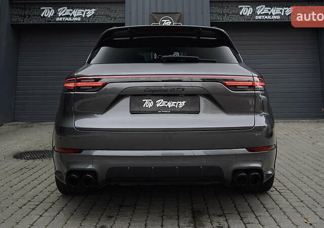 Сірий Порше Cayenne, об'ємом двигуна 4 л та пробігом 31 тис. км за 95000 $, фото 28 на Automoto.ua
