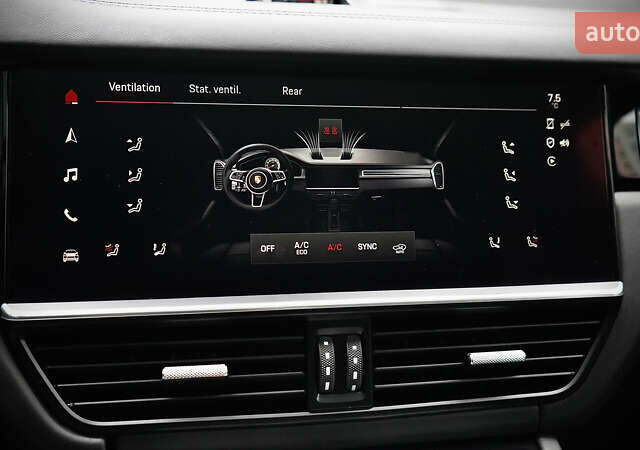 Сірий Порше Cayenne, об'ємом двигуна 4 л та пробігом 31 тис. км за 95000 $, фото 60 на Automoto.ua