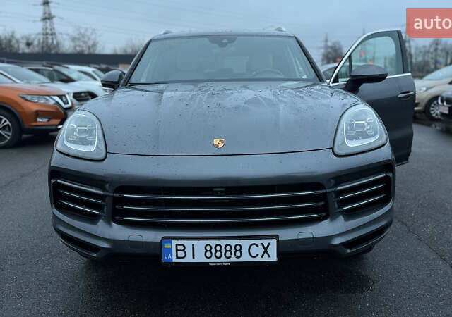 Серый Порше Каен, объемом двигателя 3 л и пробегом 81 тыс. км за 75000 $, фото 1 на Automoto.ua