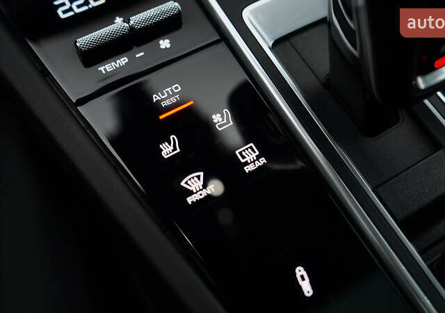 Сірий Порше Cayenne, об'ємом двигуна 4 л та пробігом 31 тис. км за 95000 $, фото 63 на Automoto.ua