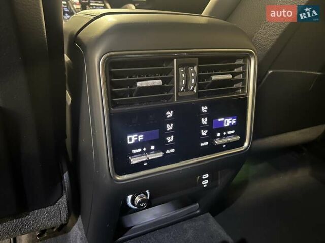 Серый Порше Каен, объемом двигателя 3 л и пробегом 100 тыс. км за 85316 $, фото 44 на Automoto.ua