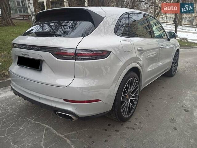 Серый Порше Каен, объемом двигателя 3 л и пробегом 28 тыс. км за 89900 $, фото 2 на Automoto.ua