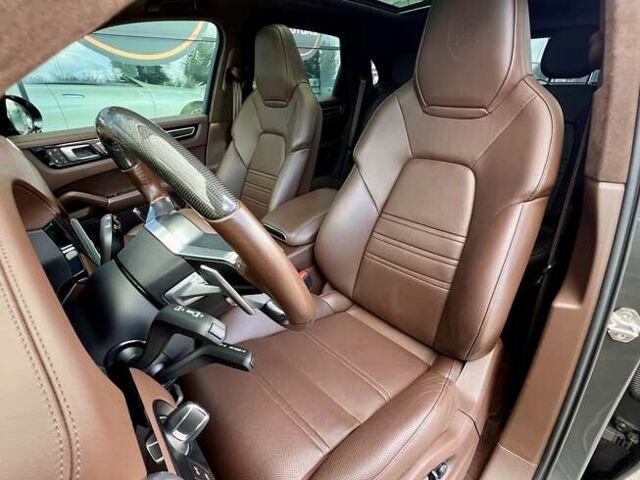 Сірий Порше Cayenne, об'ємом двигуна 4 л та пробігом 53 тис. км за 102000 $, фото 28 на Automoto.ua