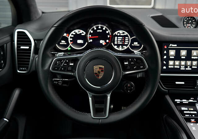 Сірий Порше Cayenne, об'ємом двигуна 4 л та пробігом 31 тис. км за 95000 $, фото 15 на Automoto.ua