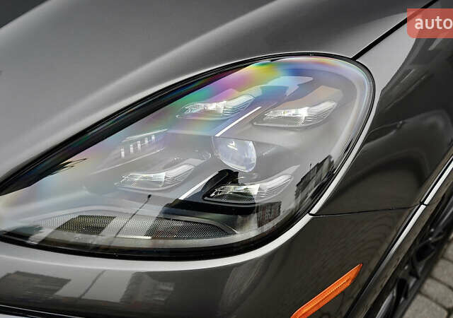 Сірий Порше Cayenne, об'ємом двигуна 4 л та пробігом 31 тис. км за 95000 $, фото 13 на Automoto.ua