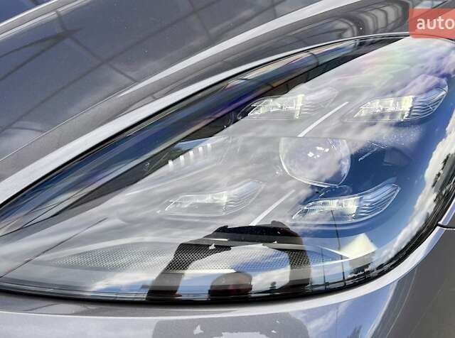 Сірий Порше Cayenne, об'ємом двигуна 4 л та пробігом 53 тис. км за 102000 $, фото 18 на Automoto.ua
