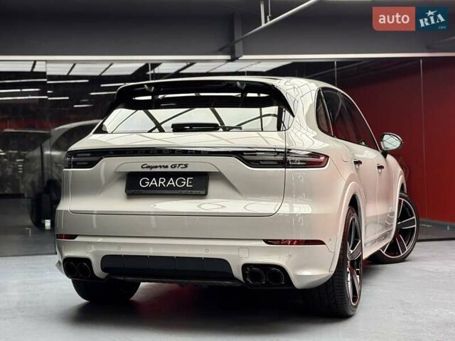 Сірий Порше Cayenne, об'ємом двигуна 4 л та пробігом 1 тис. км за 136900 $, фото 20 на Automoto.ua