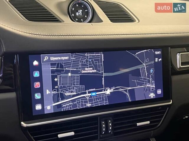 Серый Порше Каен, объемом двигателя 3 л и пробегом 100 тыс. км за 85316 $, фото 50 на Automoto.ua