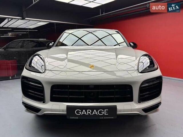 Сірий Порше Cayenne, об'ємом двигуна 4 л та пробігом 1 тис. км за 136900 $, фото 2 на Automoto.ua