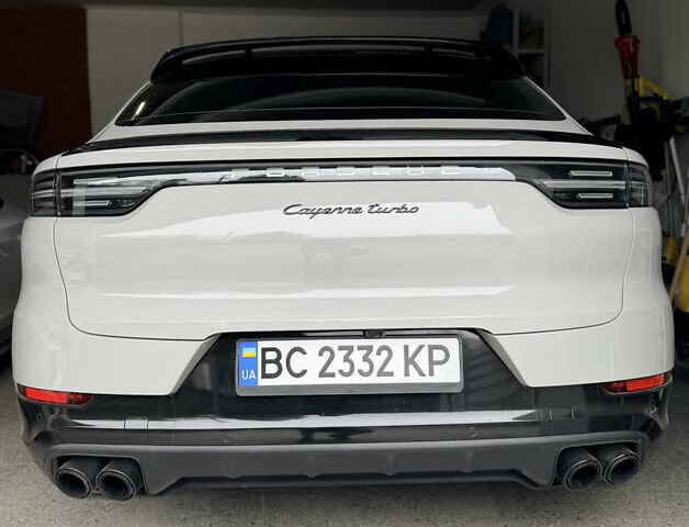 Серый Порше Каен, объемом двигателя 4 л и пробегом 38 тыс. км за 123840 $, фото 8 на Automoto.ua
