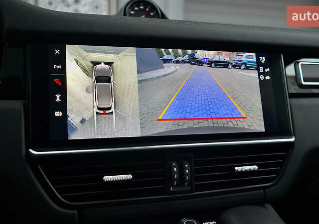 Сірий Порше Cayenne, об'ємом двигуна 4 л та пробігом 31 тис. км за 95000 $, фото 29 на Automoto.ua