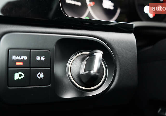 Сірий Порше Cayenne, об'ємом двигуна 4 л та пробігом 31 тис. км за 95000 $, фото 40 на Automoto.ua