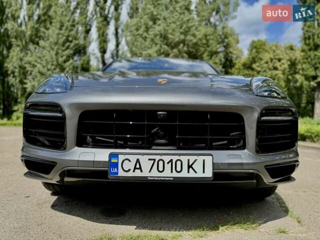 Серый Порше Каен, объемом двигателя 4 л и пробегом 9 тыс. км за 143950 $, фото 23 на Automoto.ua