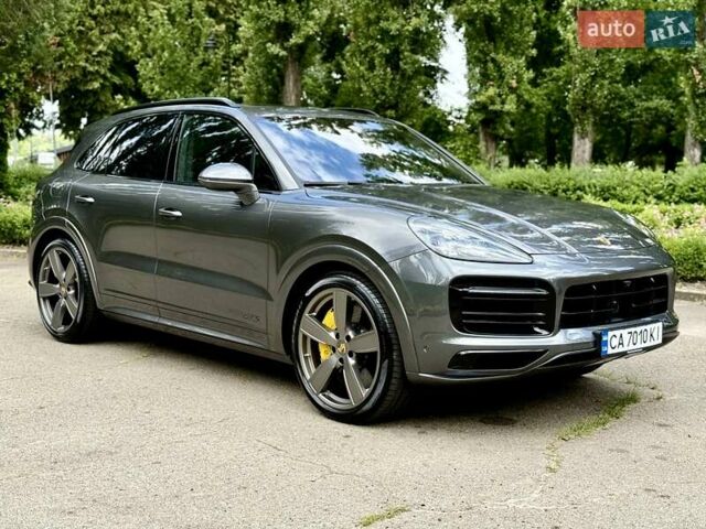 Серый Порше Каен, объемом двигателя 4 л и пробегом 9 тыс. км за 143950 $, фото 2 на Automoto.ua