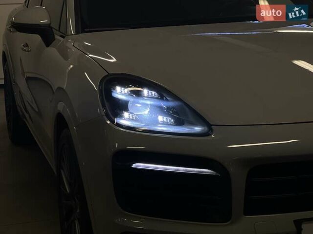 Серый Порше Каен, объемом двигателя 3 л и пробегом 100 тыс. км за 85316 $, фото 13 на Automoto.ua