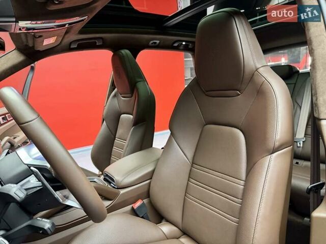 Сірий Порше Cayenne, об'ємом двигуна 4 л та пробігом 1 тис. км за 136900 $, фото 35 на Automoto.ua