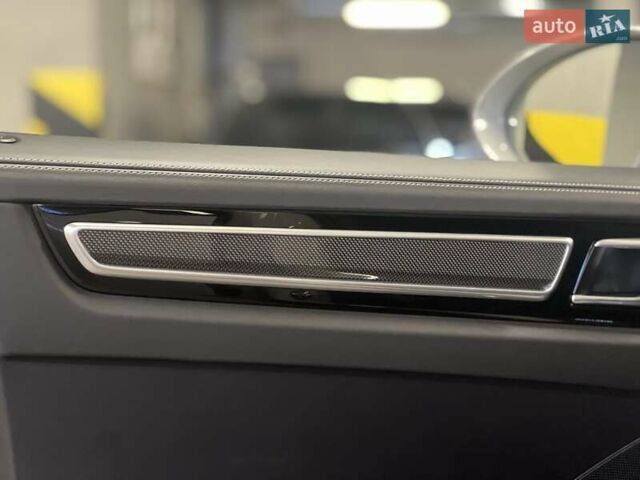 Серый Порше Каен, объемом двигателя 3 л и пробегом 100 тыс. км за 85316 $, фото 34 на Automoto.ua