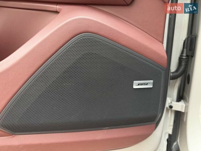 Серый Порше Каен, объемом двигателя 3 л и пробегом 38 тыс. км за 129999 $, фото 29 на Automoto.ua