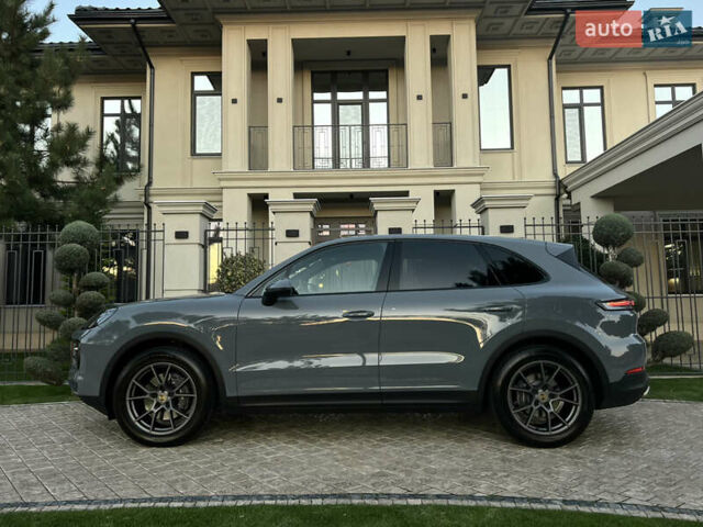 Сірий Порше Cayenne, об'ємом двигуна 3 л та пробігом 56 тис. км за 110000 $, фото 7 на Automoto.ua