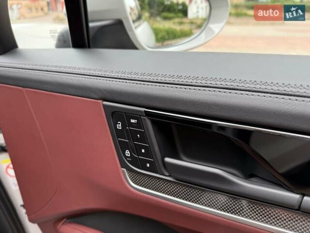 Серый Порше Каен, объемом двигателя 3 л и пробегом 38 тыс. км за 129999 $, фото 25 на Automoto.ua