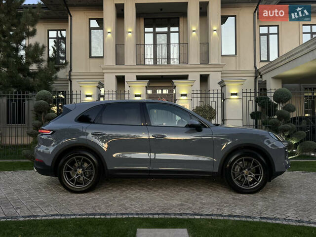 Сірий Порше Cayenne, об'ємом двигуна 3 л та пробігом 56 тис. км за 110000 $, фото 17 на Automoto.ua