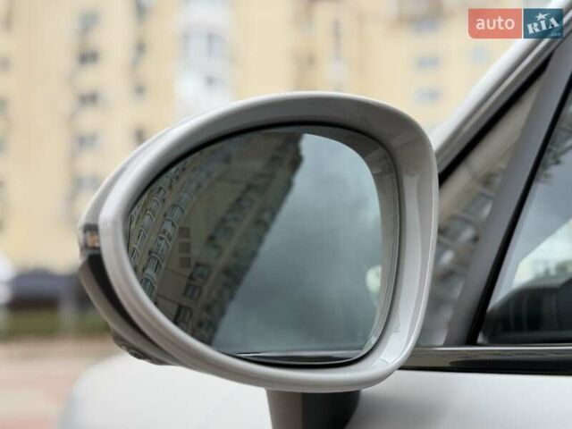 Серый Порше Каен, объемом двигателя 3 л и пробегом 38 тыс. км за 129999 $, фото 9 на Automoto.ua