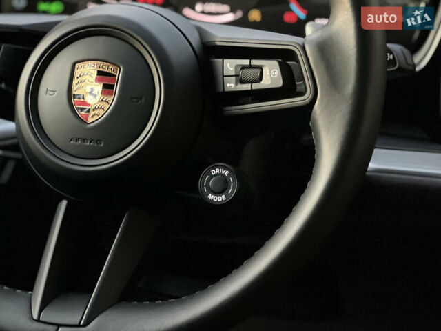Сірий Порше Cayenne, об'ємом двигуна 3 л та пробігом 56 тис. км за 110000 $, фото 43 на Automoto.ua