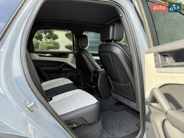 Сірий Порше Cayenne, об'ємом двигуна 3.98 л та пробігом 24 тис. км за 119900 $, фото 73 на Automoto.ua