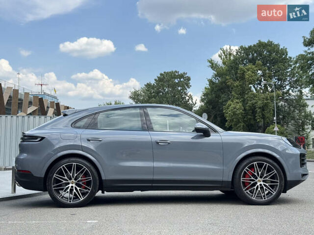 Сірий Порше Cayenne, об'ємом двигуна 4 л та пробігом 26 тис. км за 176000 $, фото 4 на Automoto.ua