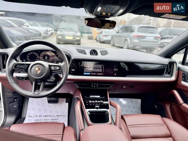 Серый Порше Каен, объемом двигателя 3 л и пробегом 1 тыс. км за 145999 $, фото 20 на Automoto.ua