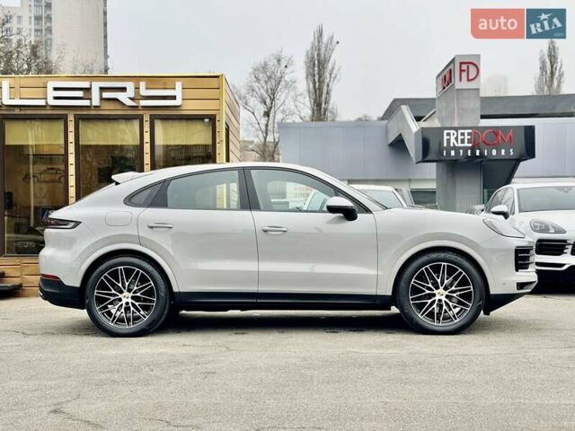 Серый Порше Каен, объемом двигателя 3 л и пробегом 1 тыс. км за 145999 $, фото 7 на Automoto.ua