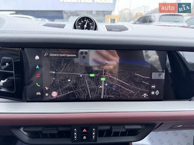 Серый Порше Каен, объемом двигателя 3 л и пробегом 1 тыс. км за 145999 $, фото 31 на Automoto.ua