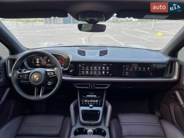 Серый Порше Каен, объемом двигателя 2.9 л и пробегом 24 тыс. км за 129000 $, фото 10 на Automoto.ua