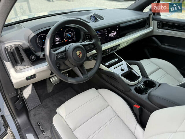 Сірий Порше Cayenne, об'ємом двигуна 3.98 л та пробігом 24 тис. км за 119900 $, фото 37 на Automoto.ua