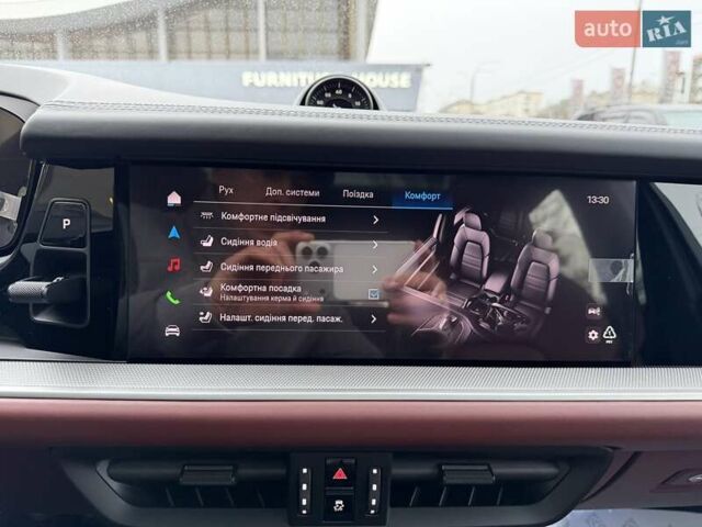 Серый Порше Каен, объемом двигателя 3 л и пробегом 1 тыс. км за 145999 $, фото 41 на Automoto.ua