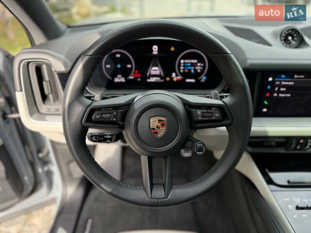 Сірий Порше Cayenne, об'ємом двигуна 3.98 л та пробігом 24 тис. км за 119900 $, фото 40 на Automoto.ua
