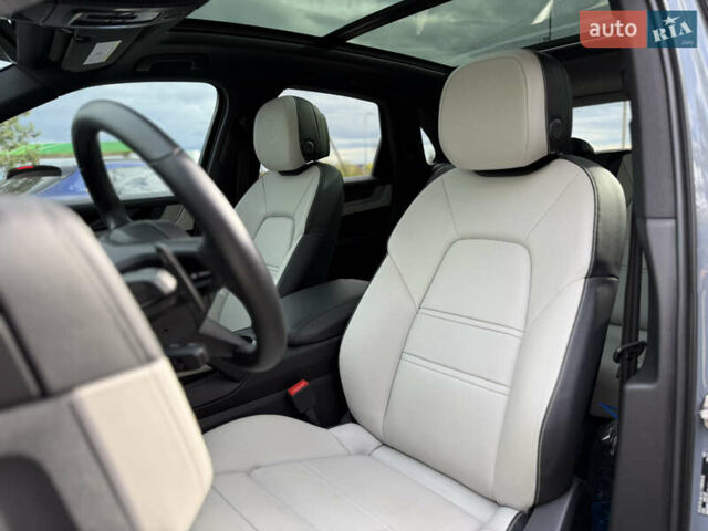 Сірий Порше Cayenne, об'ємом двигуна 3.98 л та пробігом 24 тис. км за 119900 $, фото 33 на Automoto.ua