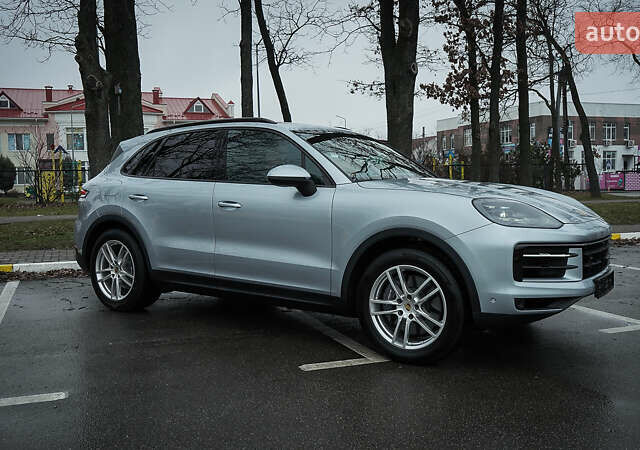 Серый Порше Каен, объемом двигателя 3 л и пробегом 21 тыс. км за 98000 $, фото 2 на Automoto.ua