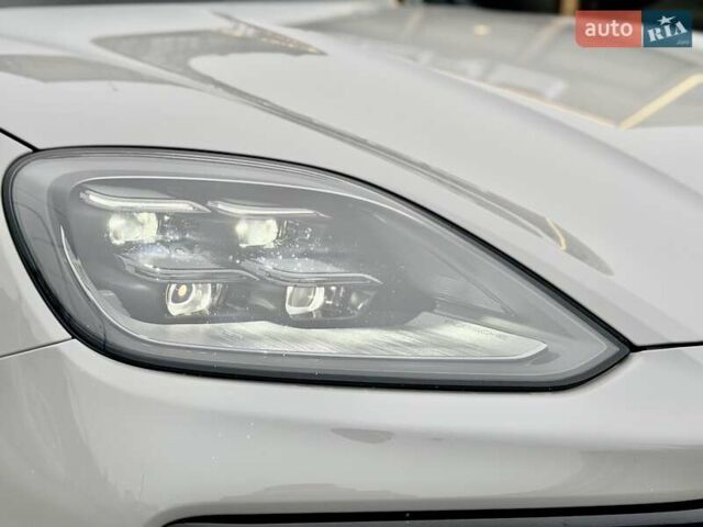 Серый Порше Каен, объемом двигателя 3 л и пробегом 1 тыс. км за 145999 $, фото 2 на Automoto.ua