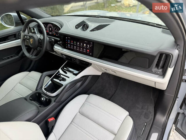Сірий Порше Cayenne, об'ємом двигуна 3.98 л та пробігом 24 тис. км за 119900 $, фото 79 на Automoto.ua